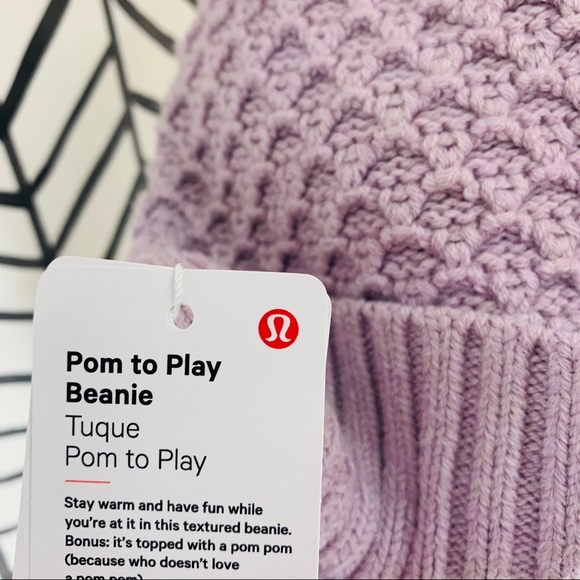 🔸 lululemon Pom to play beanie hat heather pink - Picture 6 of 7